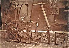 Ice cycle - note toothed drive gear