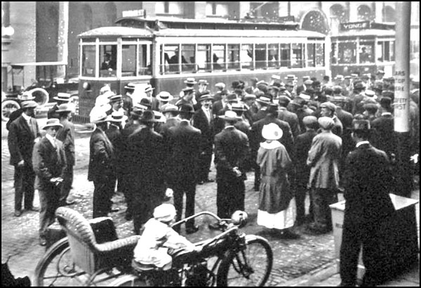 William-James-motorcycle-sm